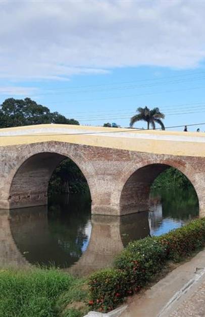 Puente del río Yayabo